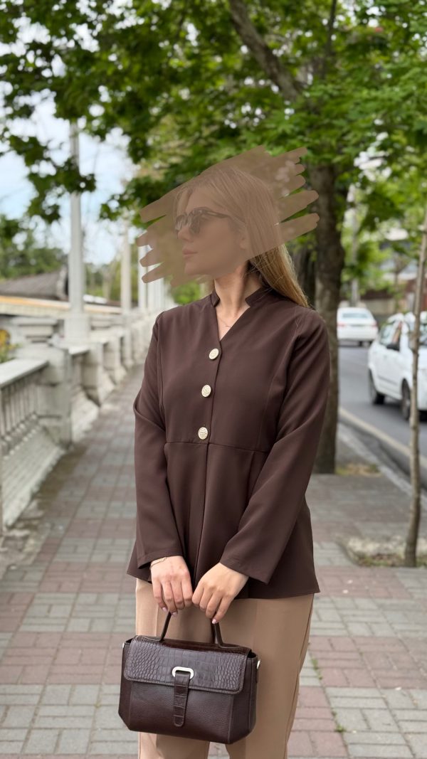 شومیز سه دکمه